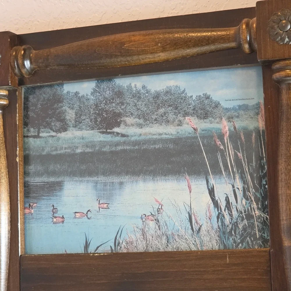Vintage Rustic Wood Wall‎ Mirror Scenic Duck Nature Print Spindle Frame Rosettes